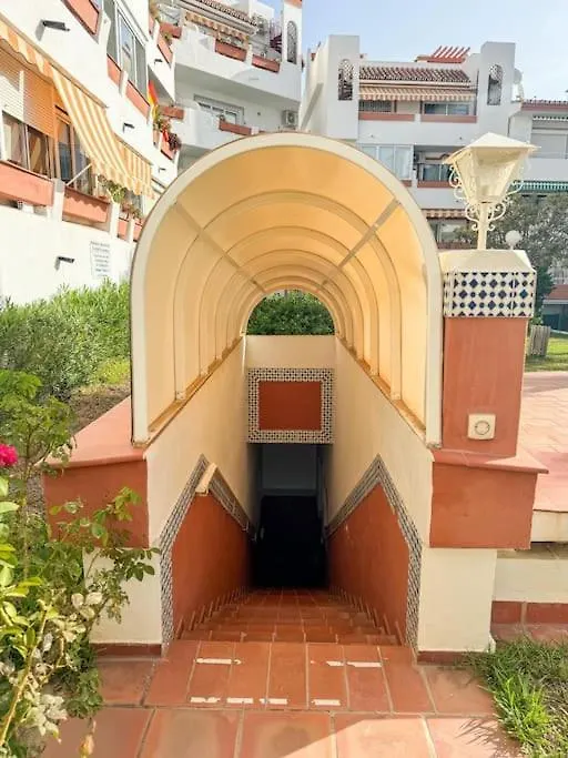 Appartamento One Bed Apt, Terrace, Sea And Pool View, Walk To Beach Torremolinos