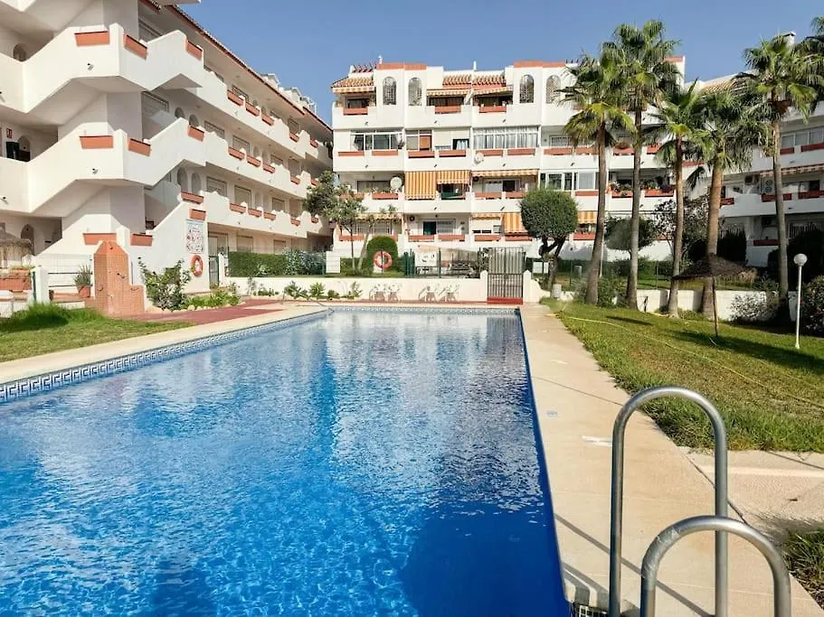 One Bed Apt, Terrace, Sea And Pool View, Walk To Beach Torremolinos Appartamento
