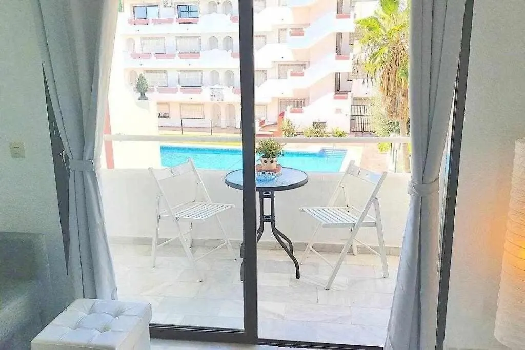 Appartamento One Bed Apt, Terrace, Sea And Pool View, Walk To Beach Torremolinos