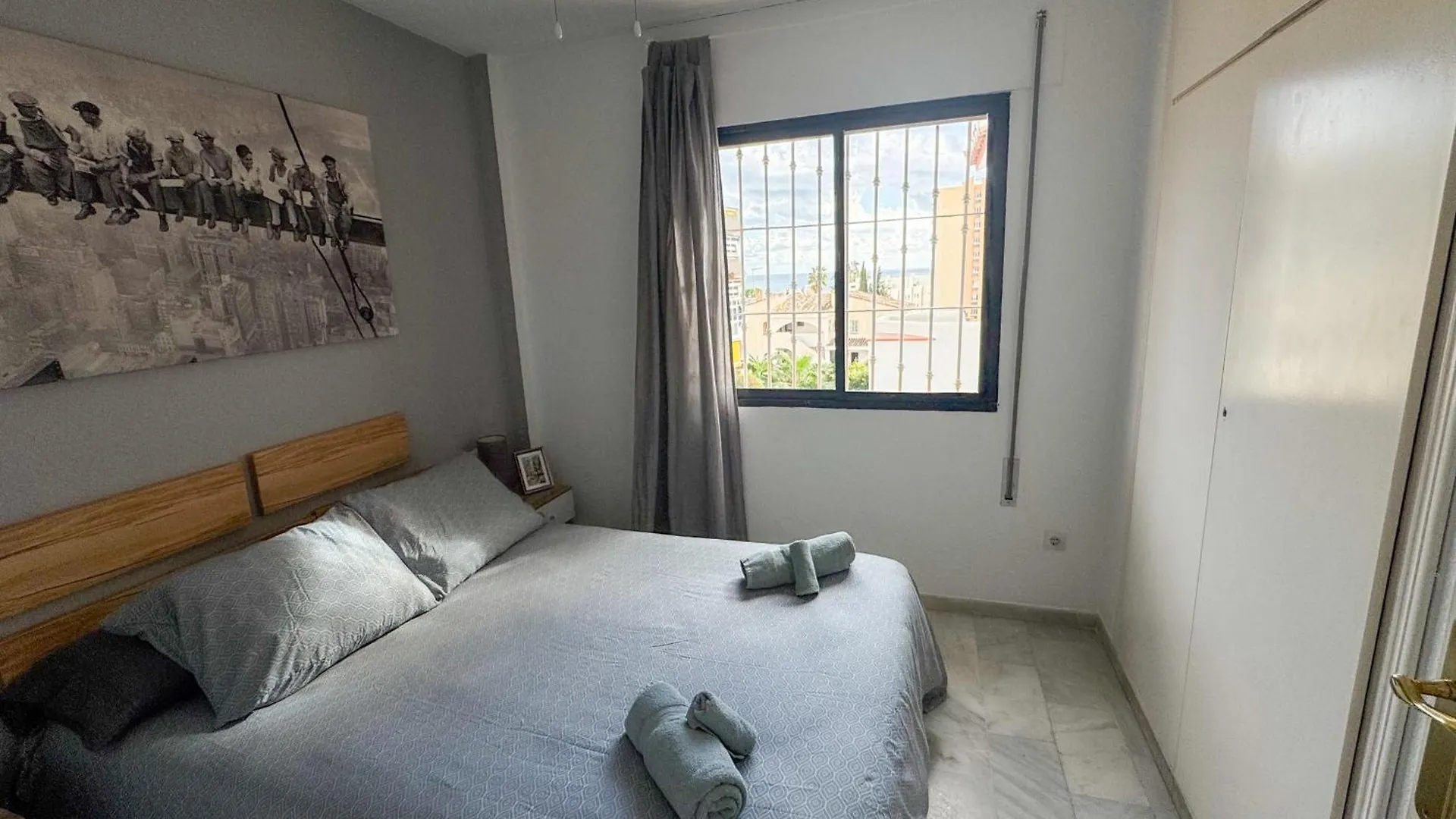 Appartamento One Bed Apt, Terrace, Sea And Pool View, Walk To Beach Torremolinos Spagna