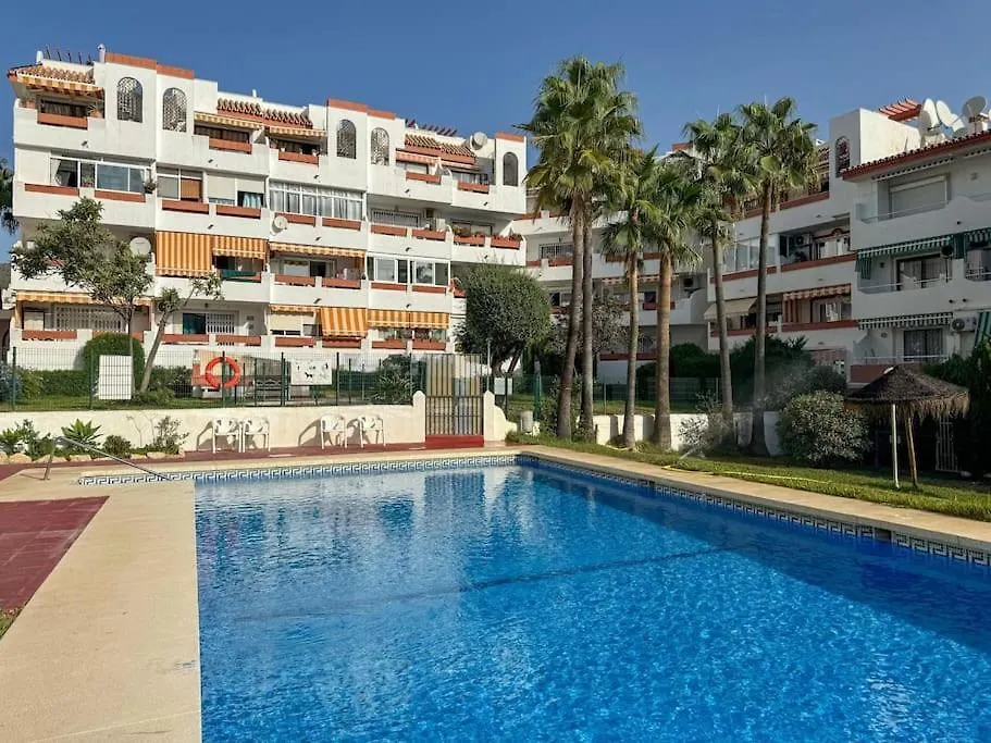 One Bed Apt, Terrace, Sea And Pool View, Walk To Beach Torremolinos Apartman