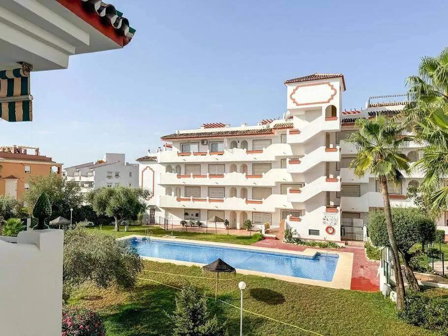 One Bed Apt, Terrace, Sea And Pool View, Walk To Beach Torremolinos 0*,  Spanyolország