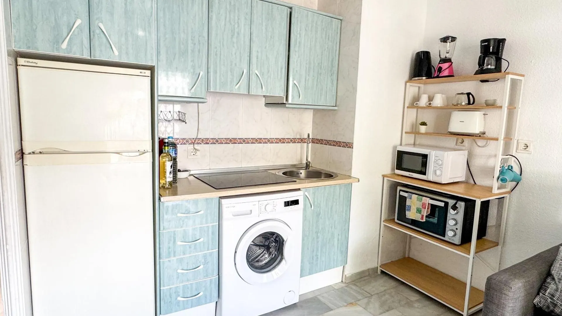 One Bed Apt, Terrace, Sea And Pool View, Walk To Beach Torremolinos Apartman